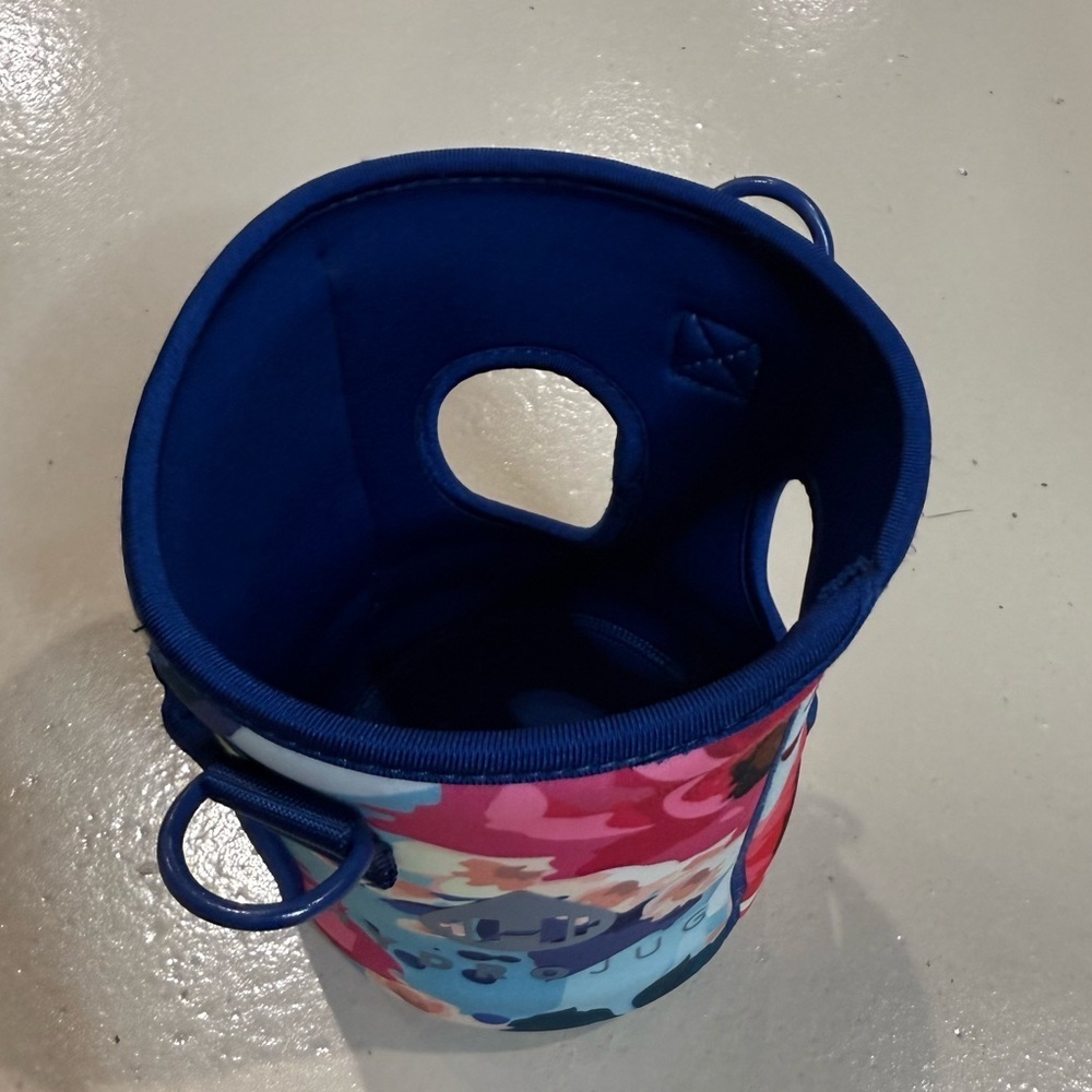 Hydrojug and 2 sleeves pink jug with floral and cheeta sleeves water bottle - Picture 5 of 12